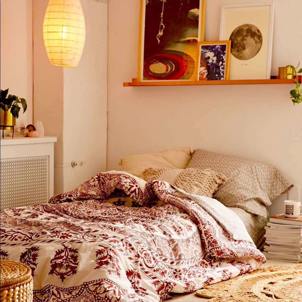 Plum & Bow Kerala Medallion Comforter NEW